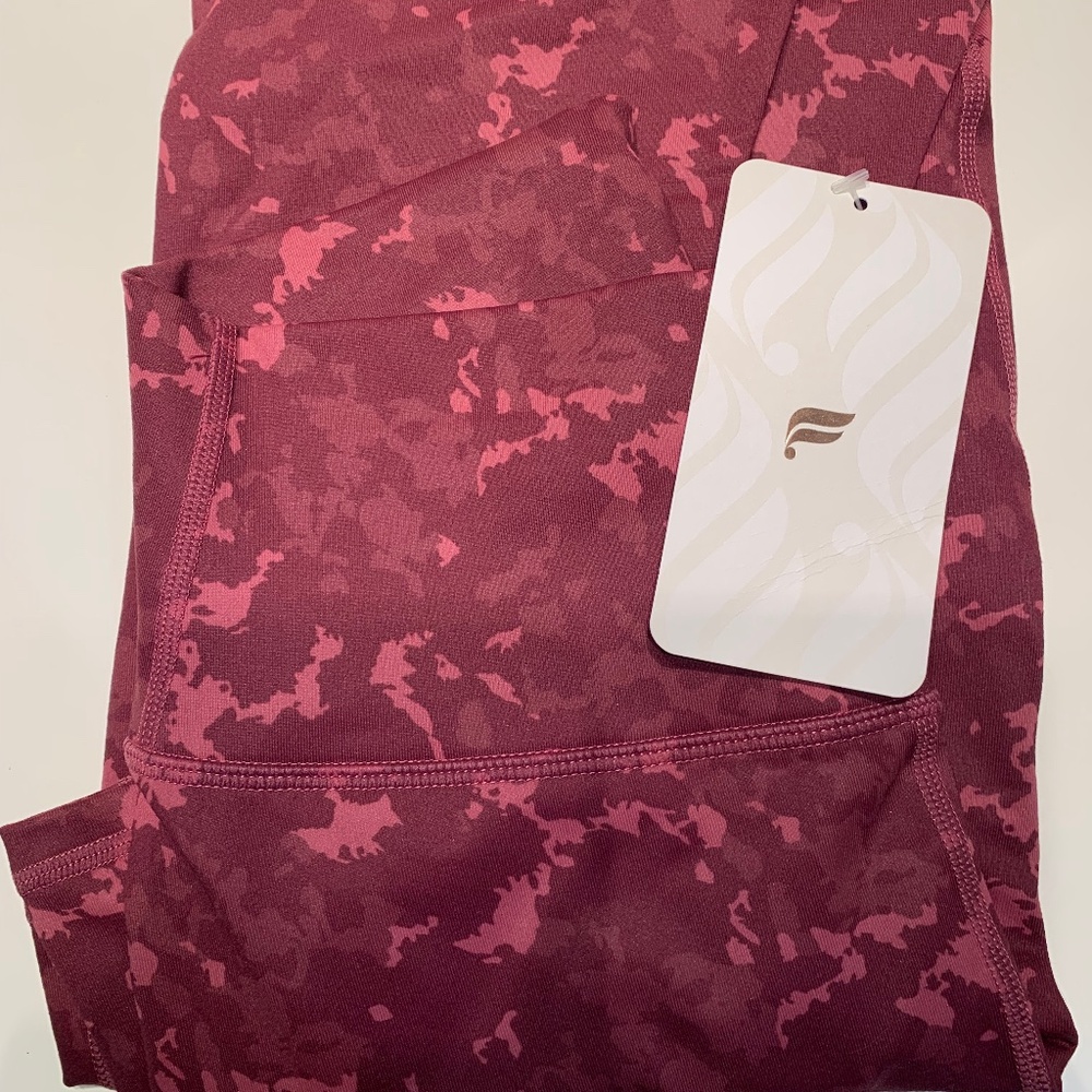 Fabletics Define PowerHold High-Waisted 7/8 Legging NWT